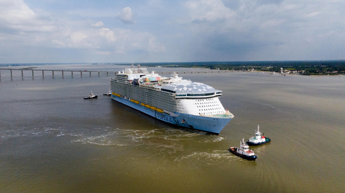 May 2024 – Royal Caribbean’s new Utopia of the Seas sets sail to the open ocean for the first time to begin five days of testing. The sea trial, one of the final construction milestones, comes 10 weeks ahead of the ultimate short getaway’s July debut in Port Canaveral (Orlando), Florida.